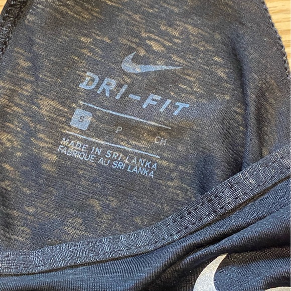 Two Nike Drift Tank Tops - Picture 4 of 5